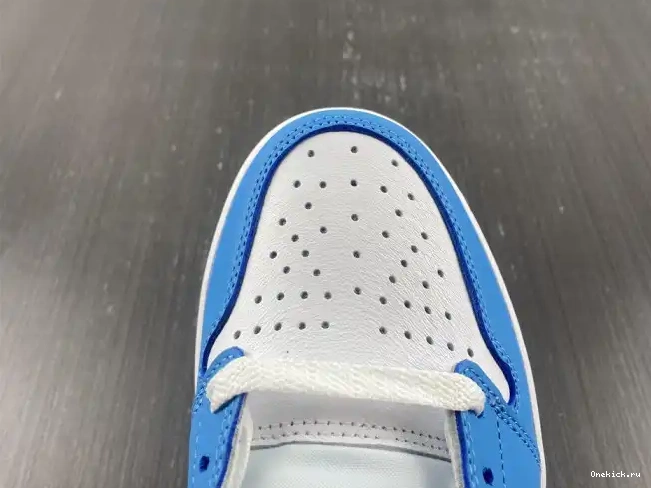 One Kick SB Nike 1 Low Jordan Air x UNC CJ7891-401 0703